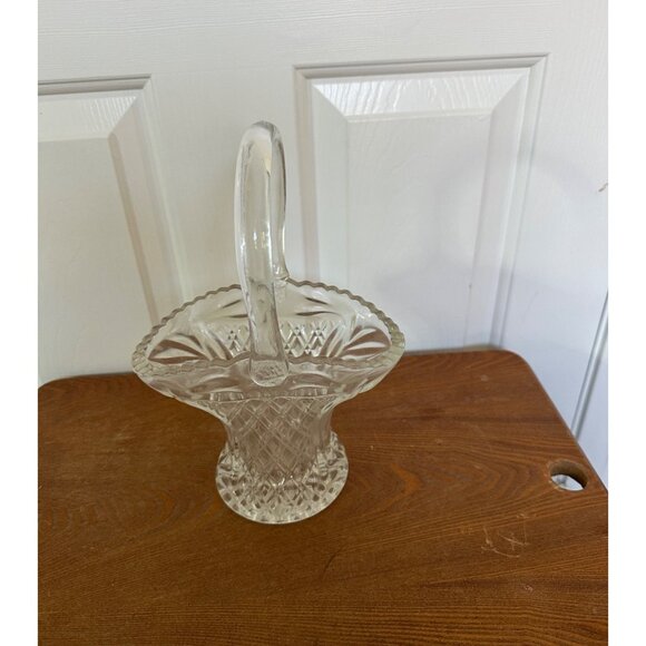 Princess House Vintage Clear Cut Heavy Glass Decorative Basket Vase 10 inch Tall - Picture 14 of 15